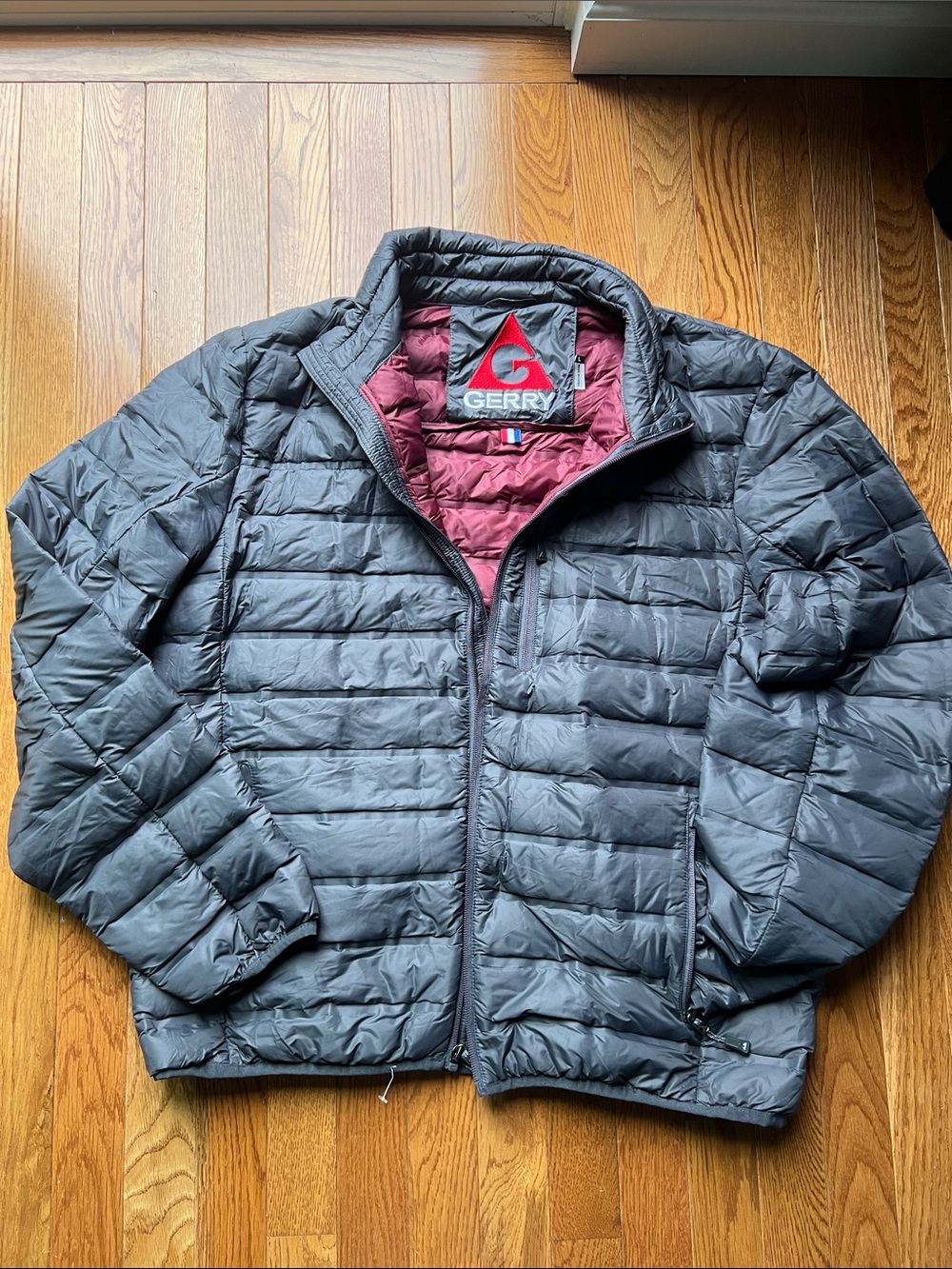 Gerry Weber Men's Quilted Puffer Jacket in Dark Gray with Burgundy Lining
